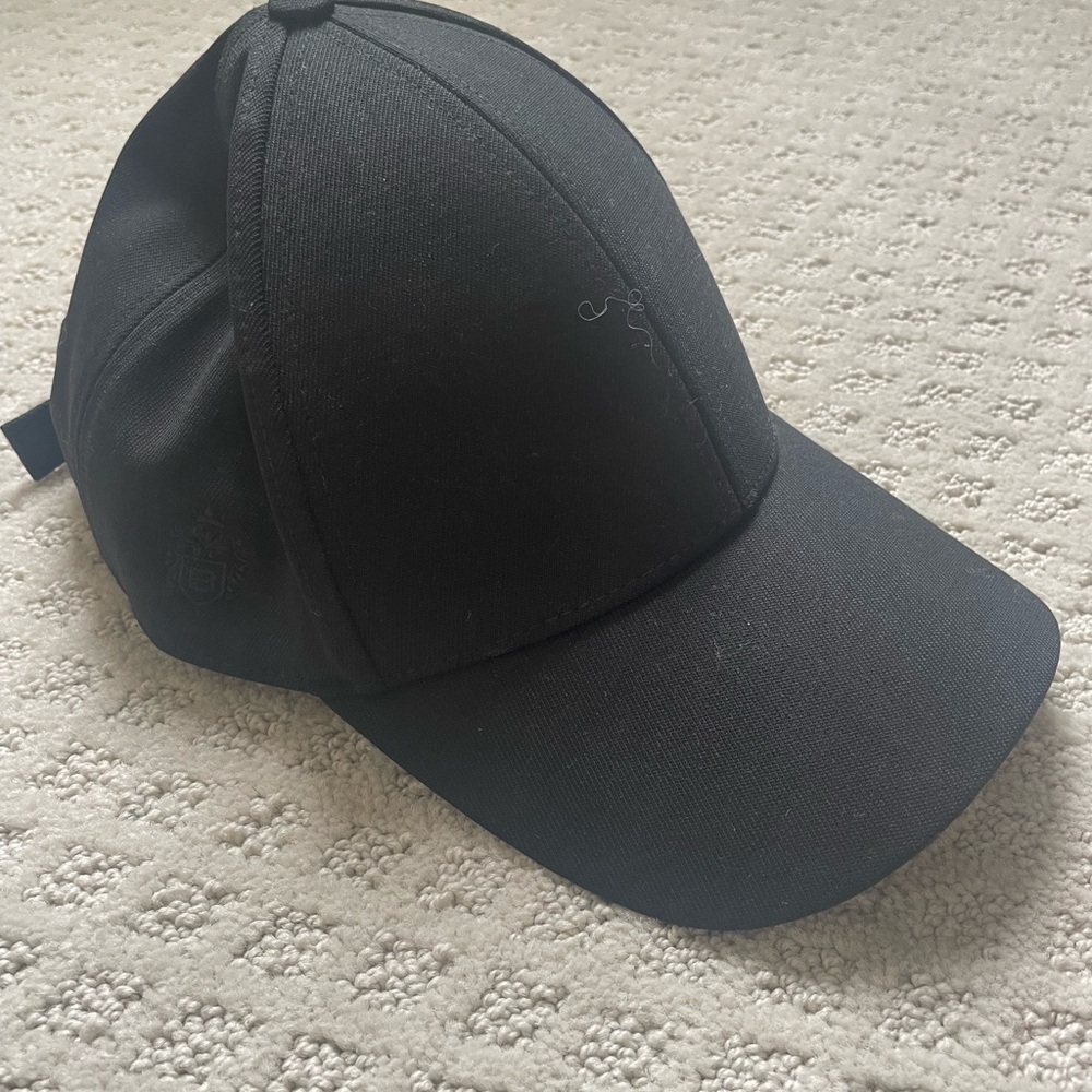 Black Baseball Cap